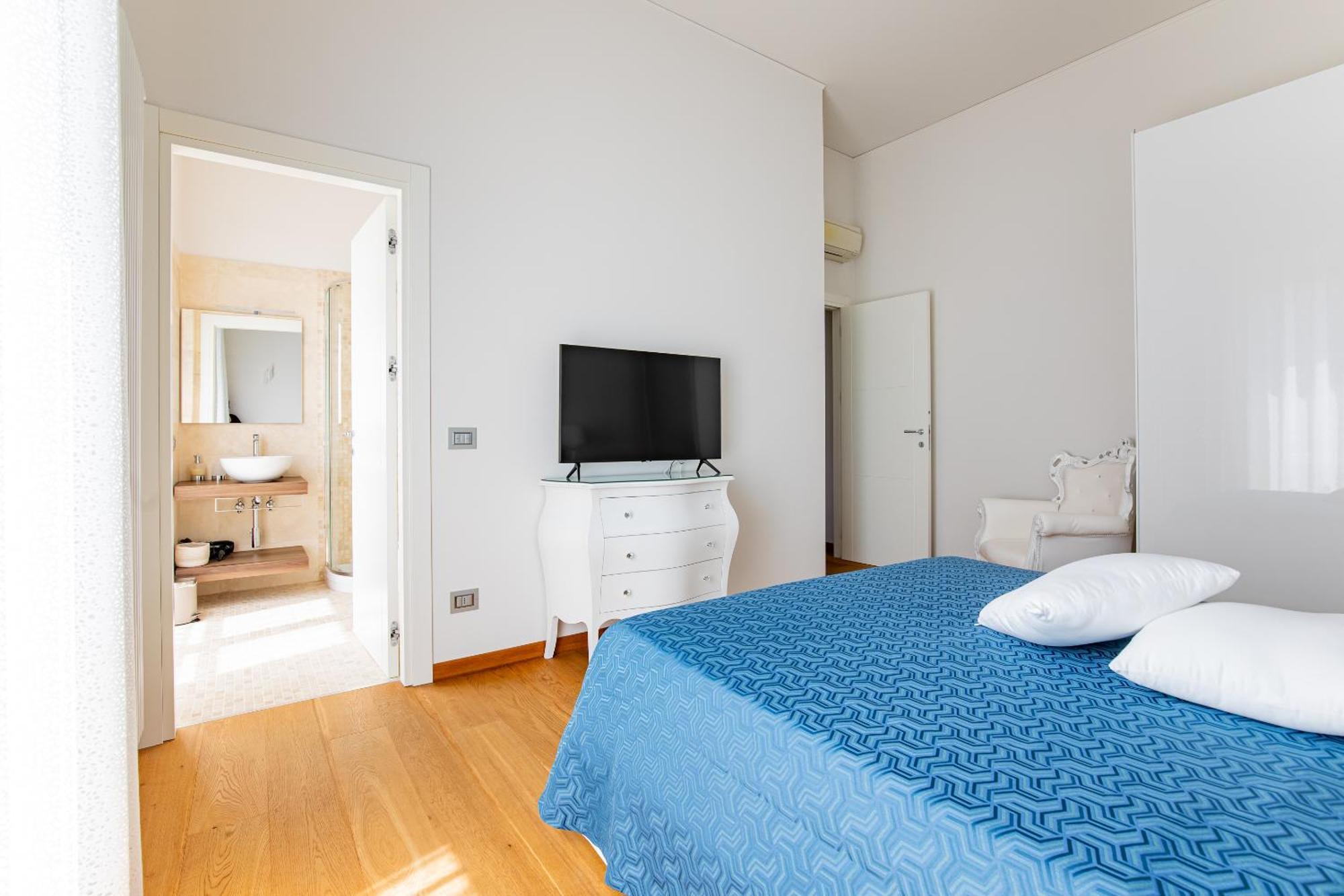 Elena House Apartments Viareggio Room photo